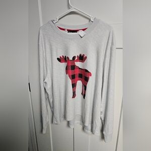 Women's Light Gray Long-Sleeve Pajama Top with Red Plaid Moose - Unknown Brand